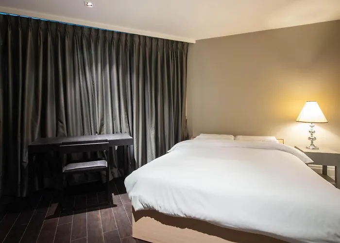 Apartment On Sathorn Cbd Bangkok