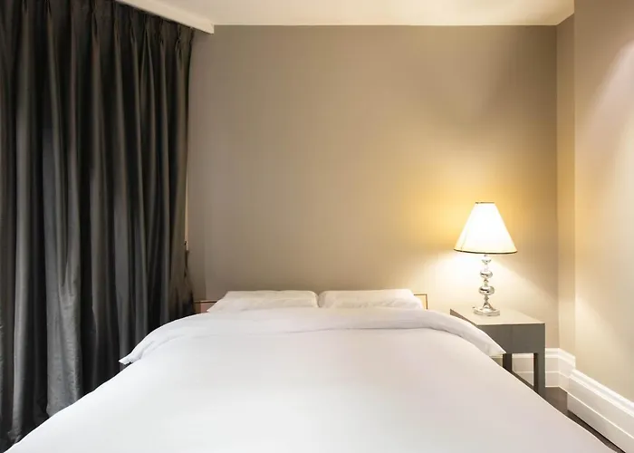Apartment On Sathorn Cbd Bangkok
