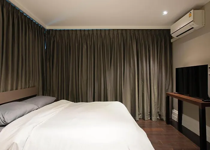 On Sathorn Cbd Apartment Bangkok