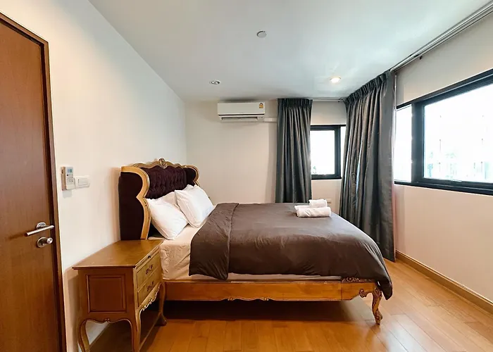 On Sathorn Cbd Apartment